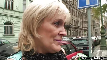 Jeg fandt en undskyldning for at kneppe cam sex dansk Lol Lip