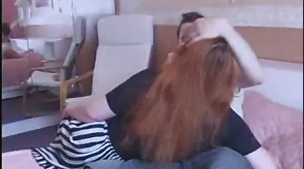 Hime Marie uddannet privat dansk porno til sort pik og solo.