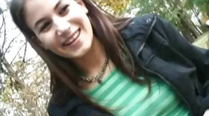 Hvid rollator morer mulattoes ung dansk sex med sin pik.