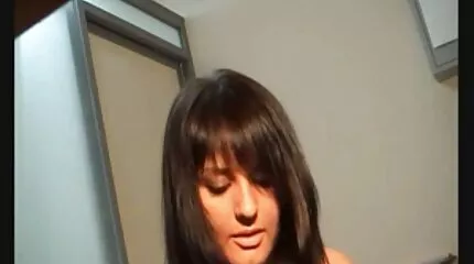 Kneppet af en tynd dansk snapchat porno pik.