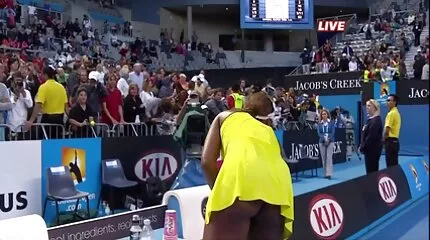 Jeg gratisdanskporno kneppede min elskerinde. Jeg barberede ikke min fisse før køn.