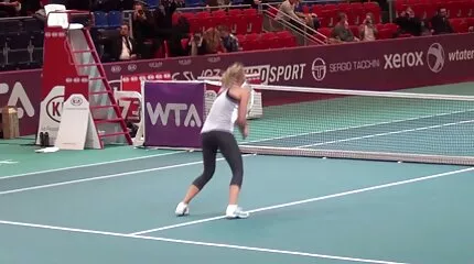 Christina Shine knepper pejsen med sin elsker. gratis dansk sex