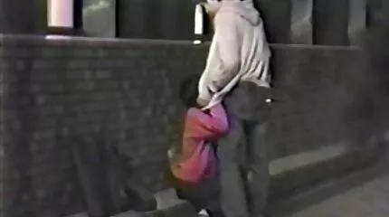 Avi Love og Adriana Chechik er annealed med dansk gratis porno en sort hippie.