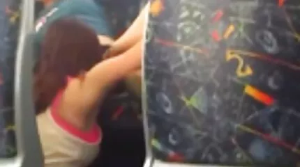 Fyr ønsker at dansk gruppe sex kneppe pige i sengen.