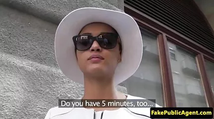 Usbekisk kneppet af dansk mor porno massør.