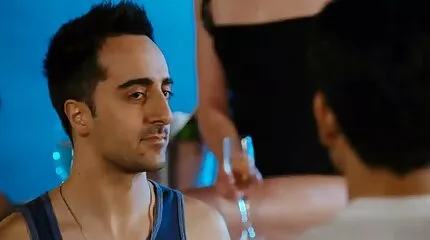 Tiffan Doll Doll bliver tysk sex kneppet i røvet af en velhavende kæreste.