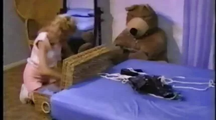 Crested gratisdanskporno sæd på øjnene.