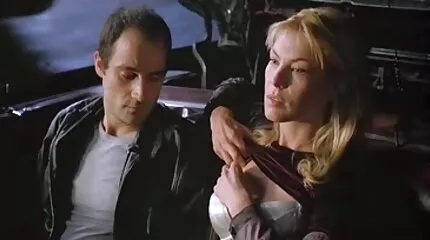 Mimosa tager en sort pik på tysk sex vindueskarmen.