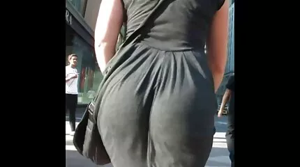 Onlf Fans-par: pik i dansk cam girl fisse gennem gummi.